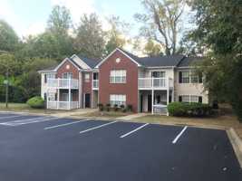 featured image of 1400 Oak Pond Pl Nw