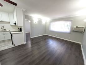 4315B - Photo 1 of 1