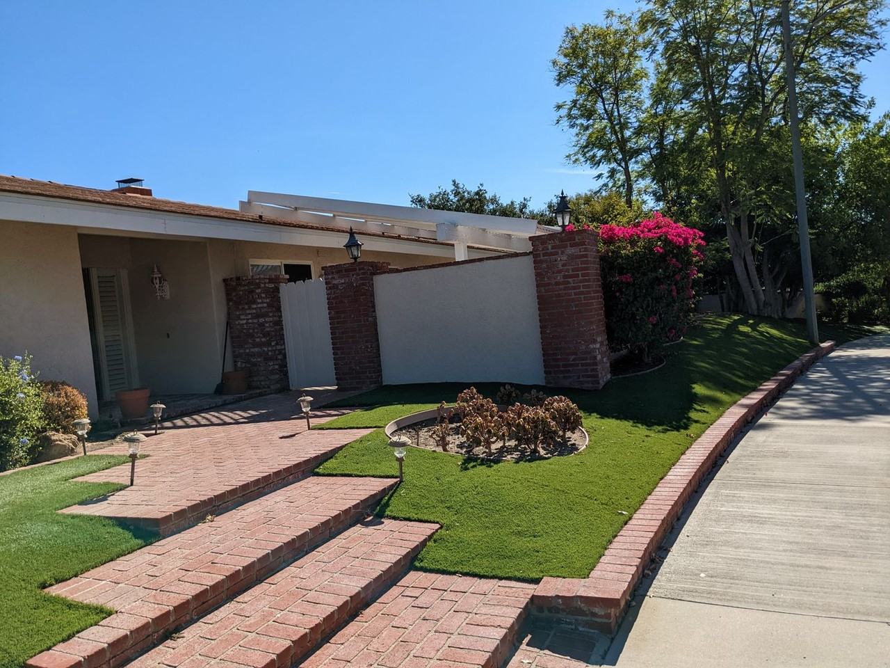 4304 Park Corona - Photo 2 of 34