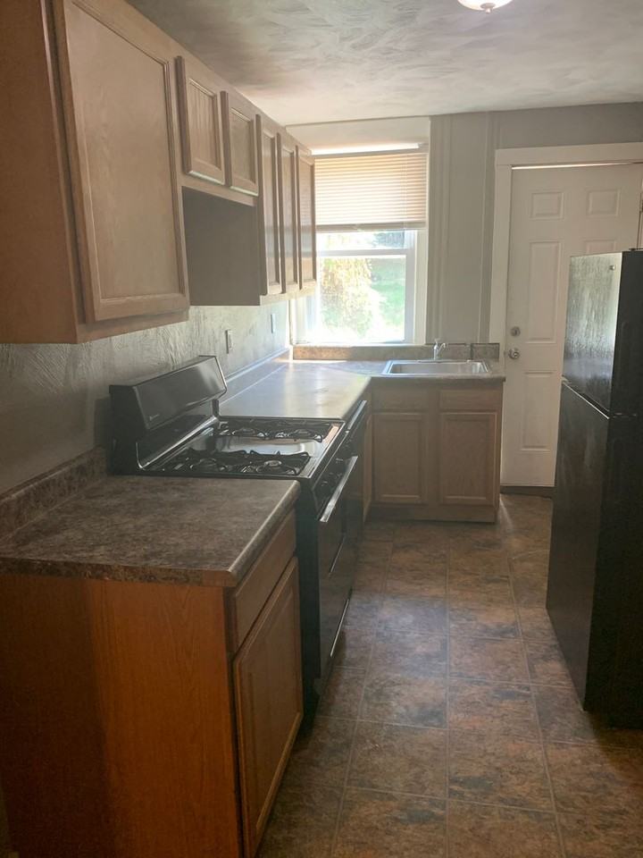 3414 Bates St - Photo 4 of 12