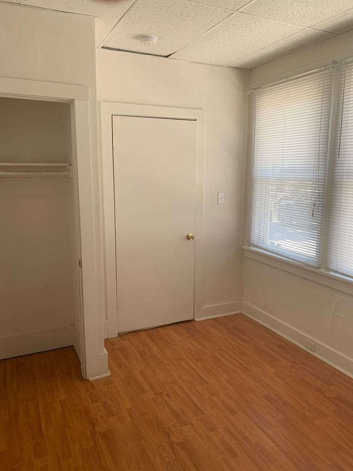 3414 Bates St - Photo 7 of 12