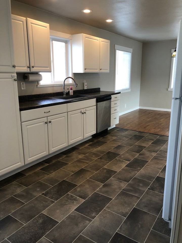 717 S Marigold St - Photo 6 of 15