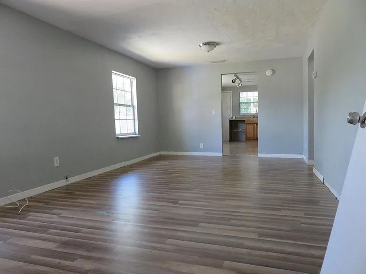 1745 Dayton St S - Photo 7 of 17