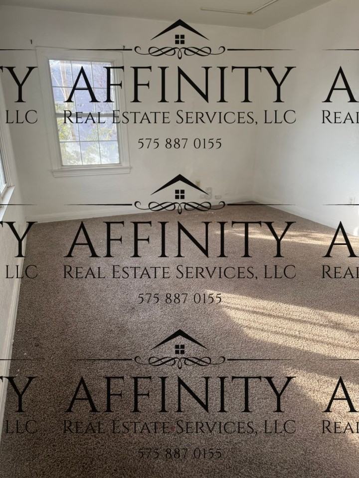 206 E Church St - Photo 5 of 6