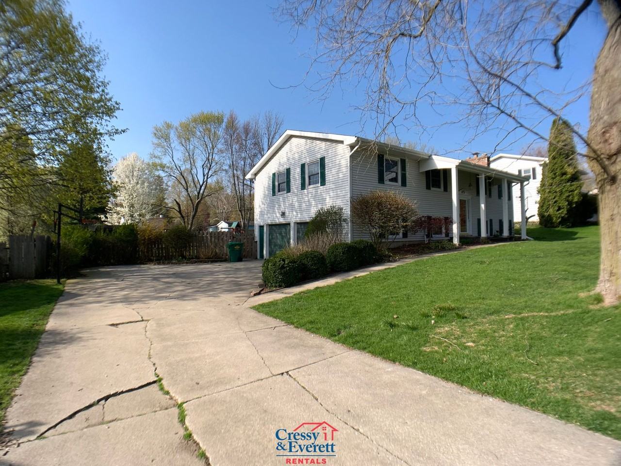 1434 Sioux Trl - Photo 2 of 30