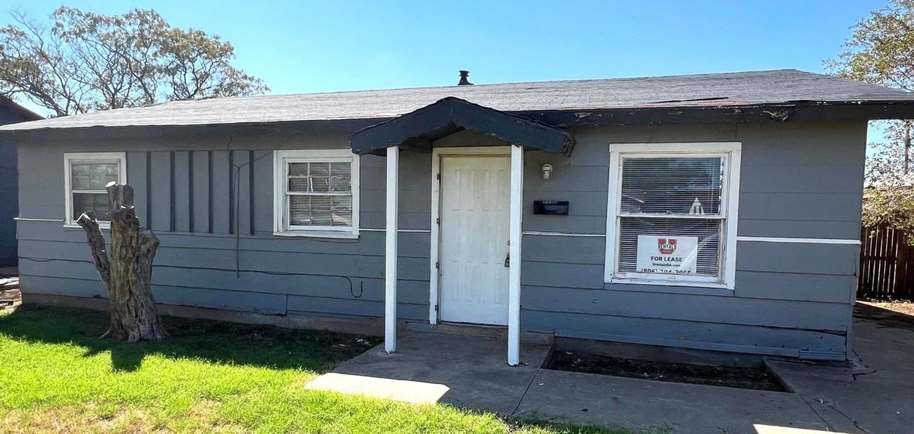 2410 E 7th St - Photo 2 of 15