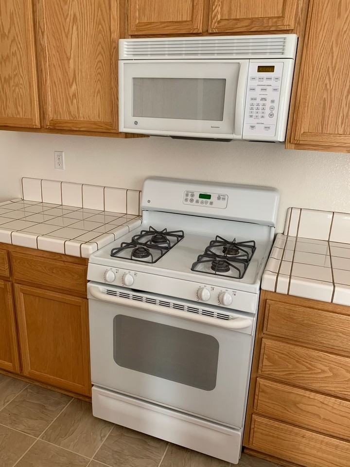 635 Stone Creek Ln - Photo 5 of 20