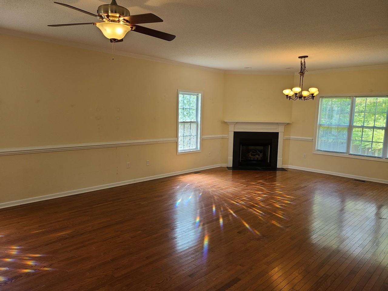 335 Osprey Point Dr - Photo 2 of 23