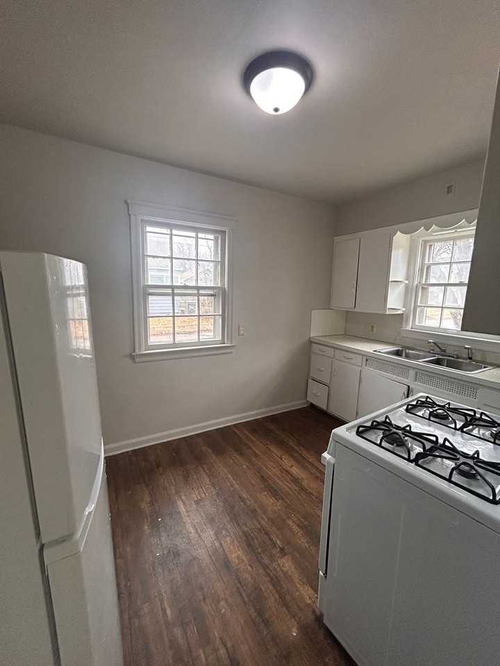 3301 Reed St - Photo 4 of 8