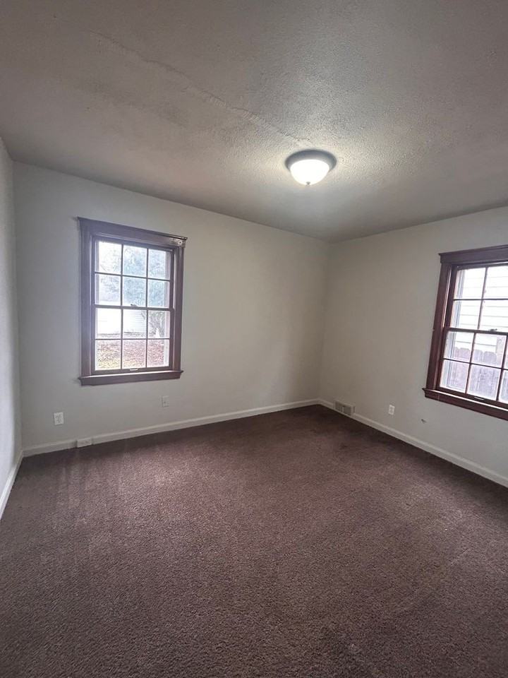 3301 Reed St - Photo 6 of 8