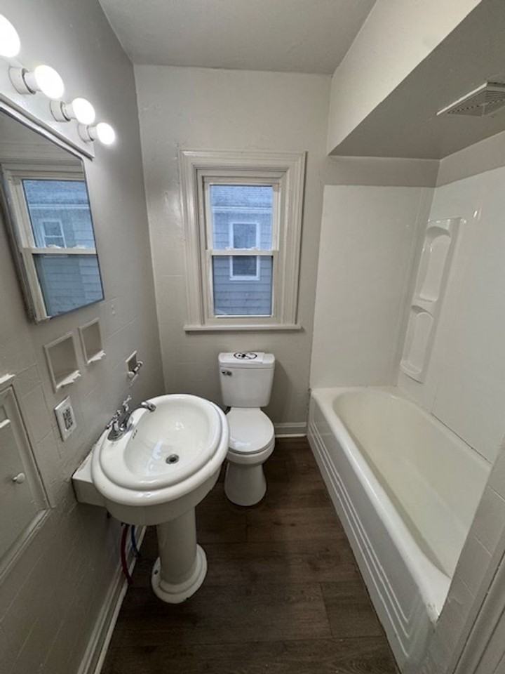 3415 Holton Ave - Photo 7 of 7