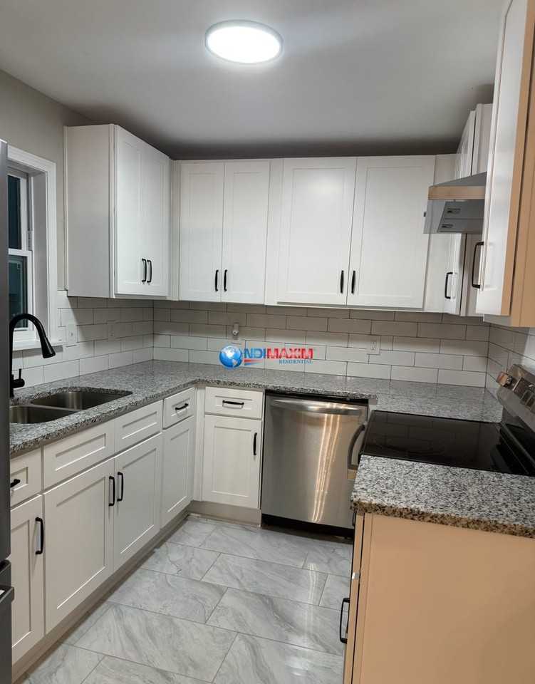 4395 Bradley Dr - Photo 7 of 19