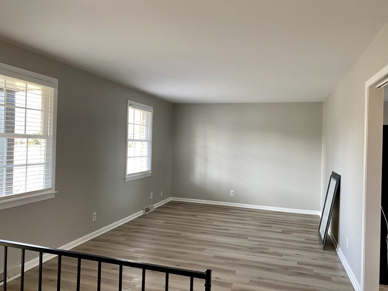 331 Kimbrough Rd - Photo 2 of 24