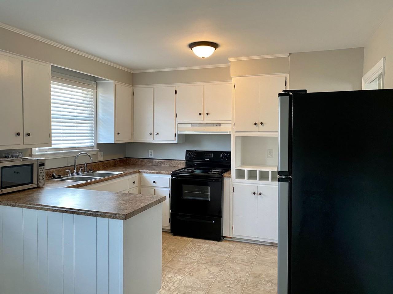 331 Kimbrough Rd - Photo 3 of 24