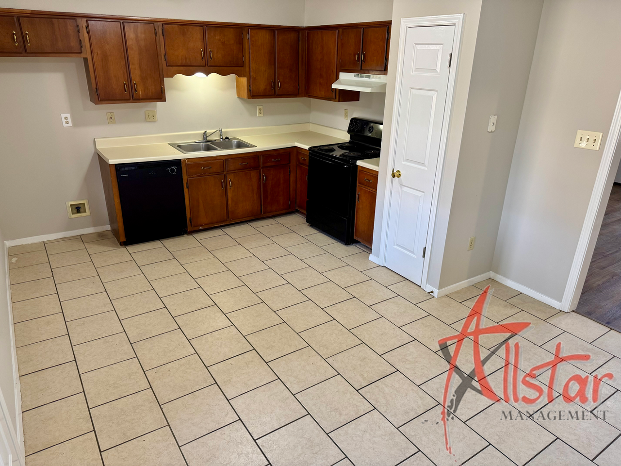 4665 Lasalle Pl - Photo 3 of 16