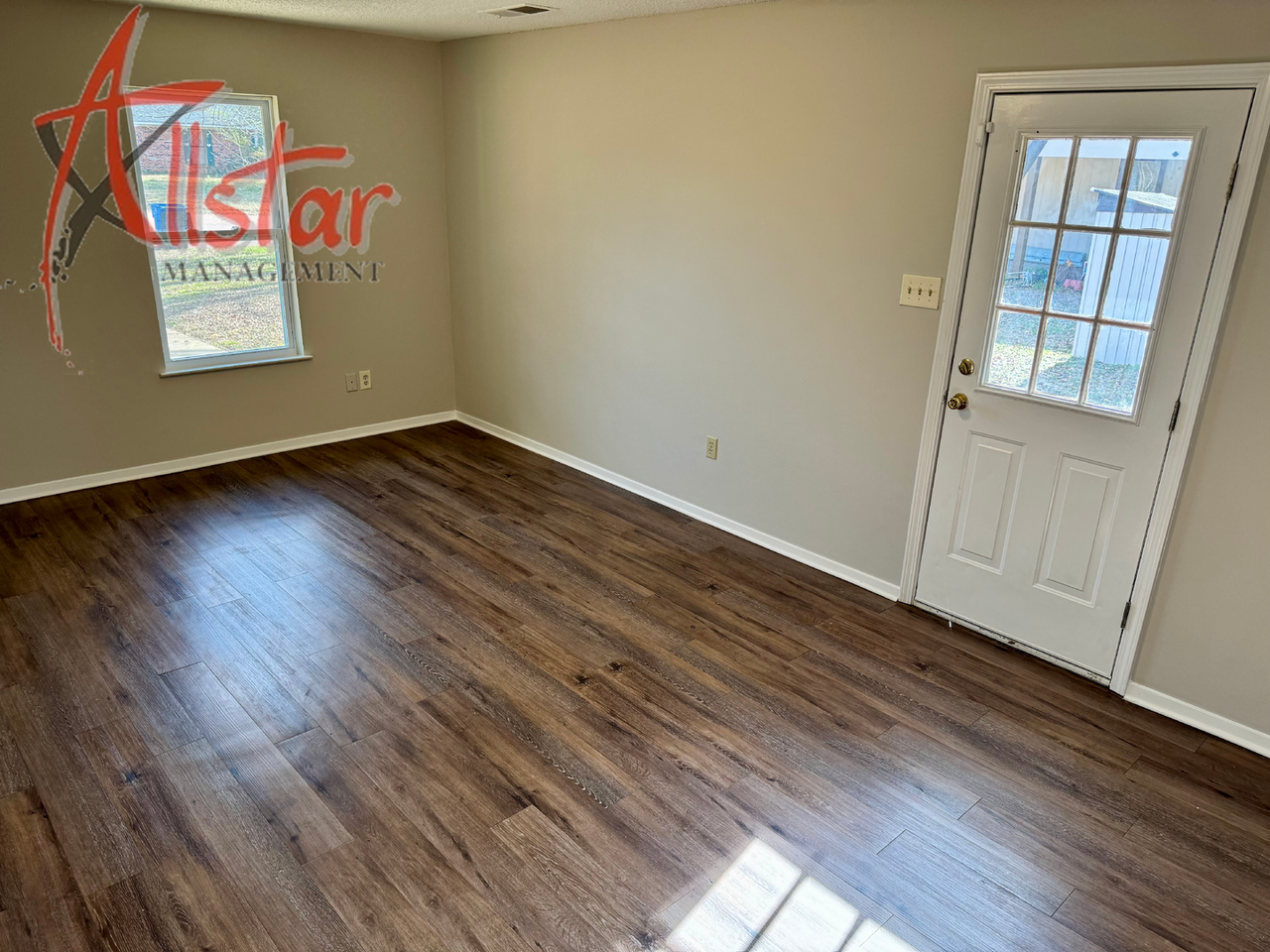 4665 Lasalle Pl - Photo 4 of 16