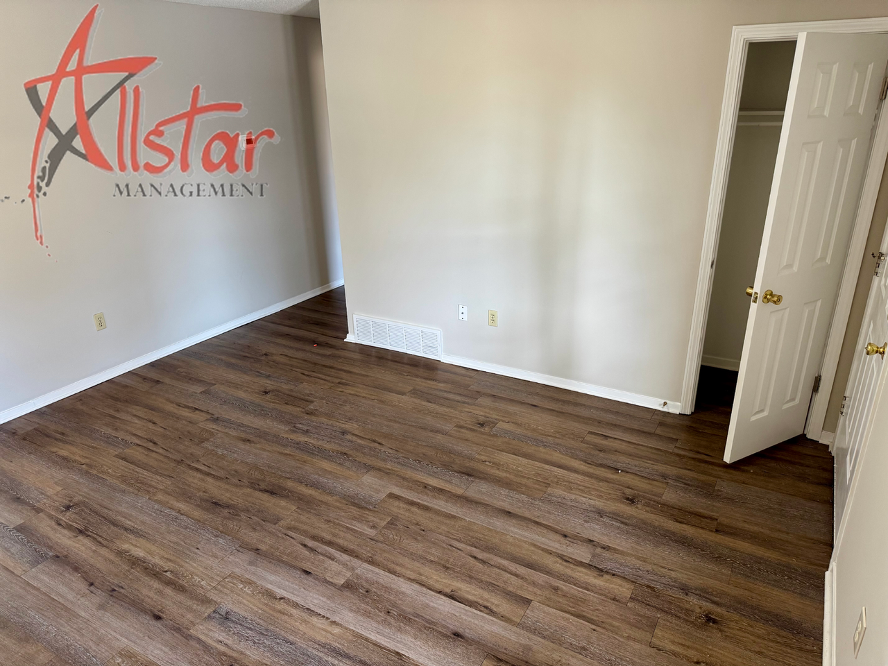 4665 Lasalle Pl - Photo 6 of 16