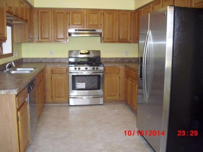 797 Daimler Dr - Photo 4 of 22