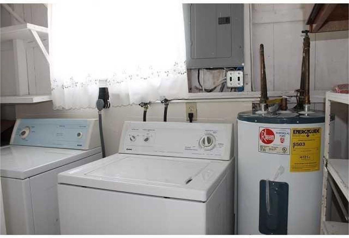 1631 4th Ct - Photo 7 of 8