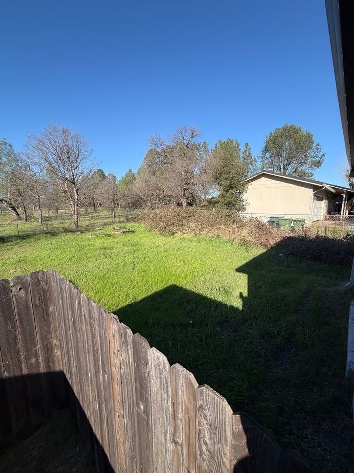 2216 Oxford Rd - Photo 4 of 12