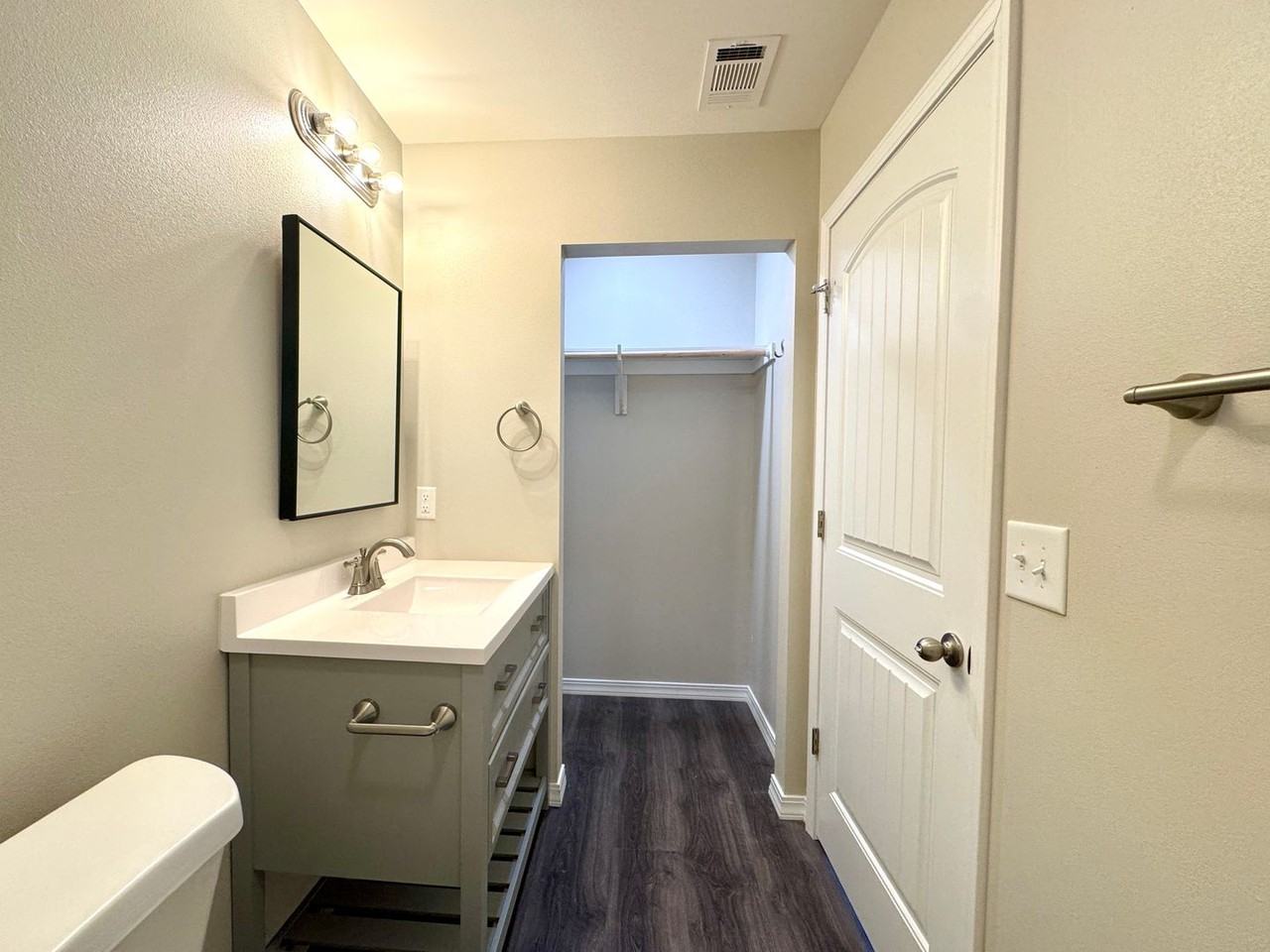 111 King George St - Photo 7 of 17