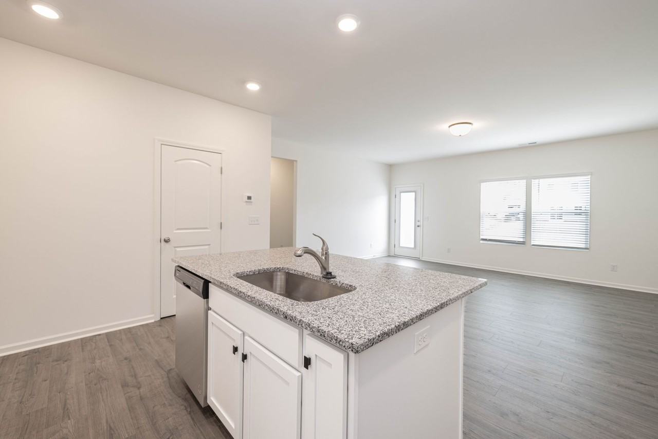 835 Scotch Meadows Loop - Photo 7 of 25