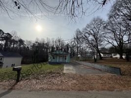 featured image of 701 Hillsdale Dr