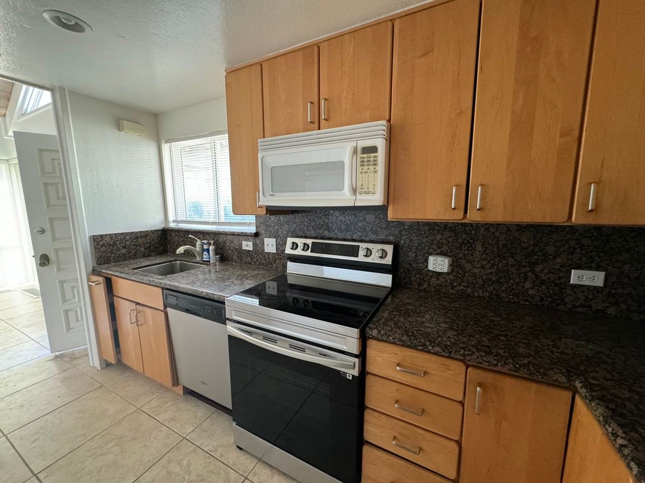 7439 Herschel Ave #E - Photo 2 of 25