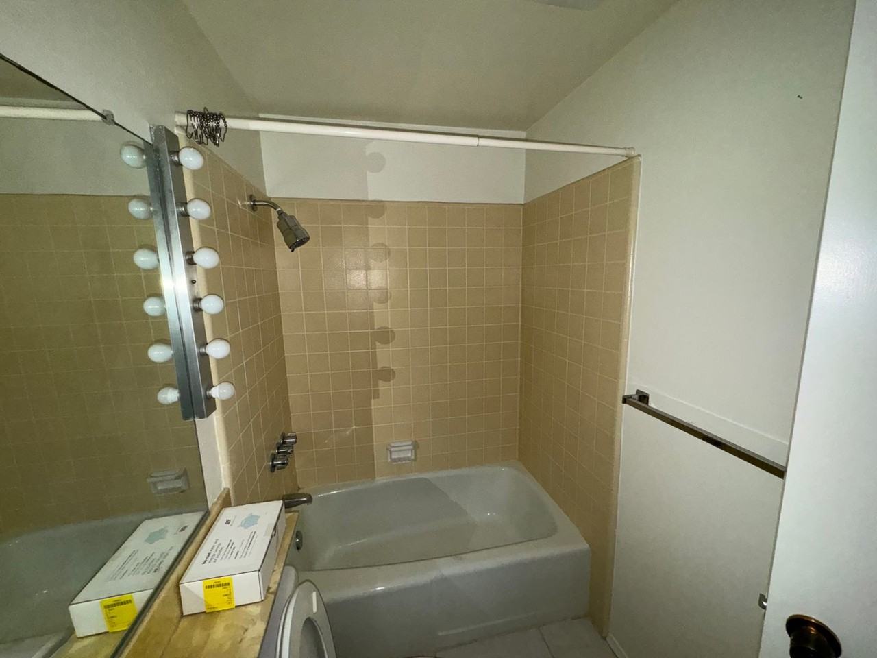 7439 Herschel Ave #E - Photo 6 of 25