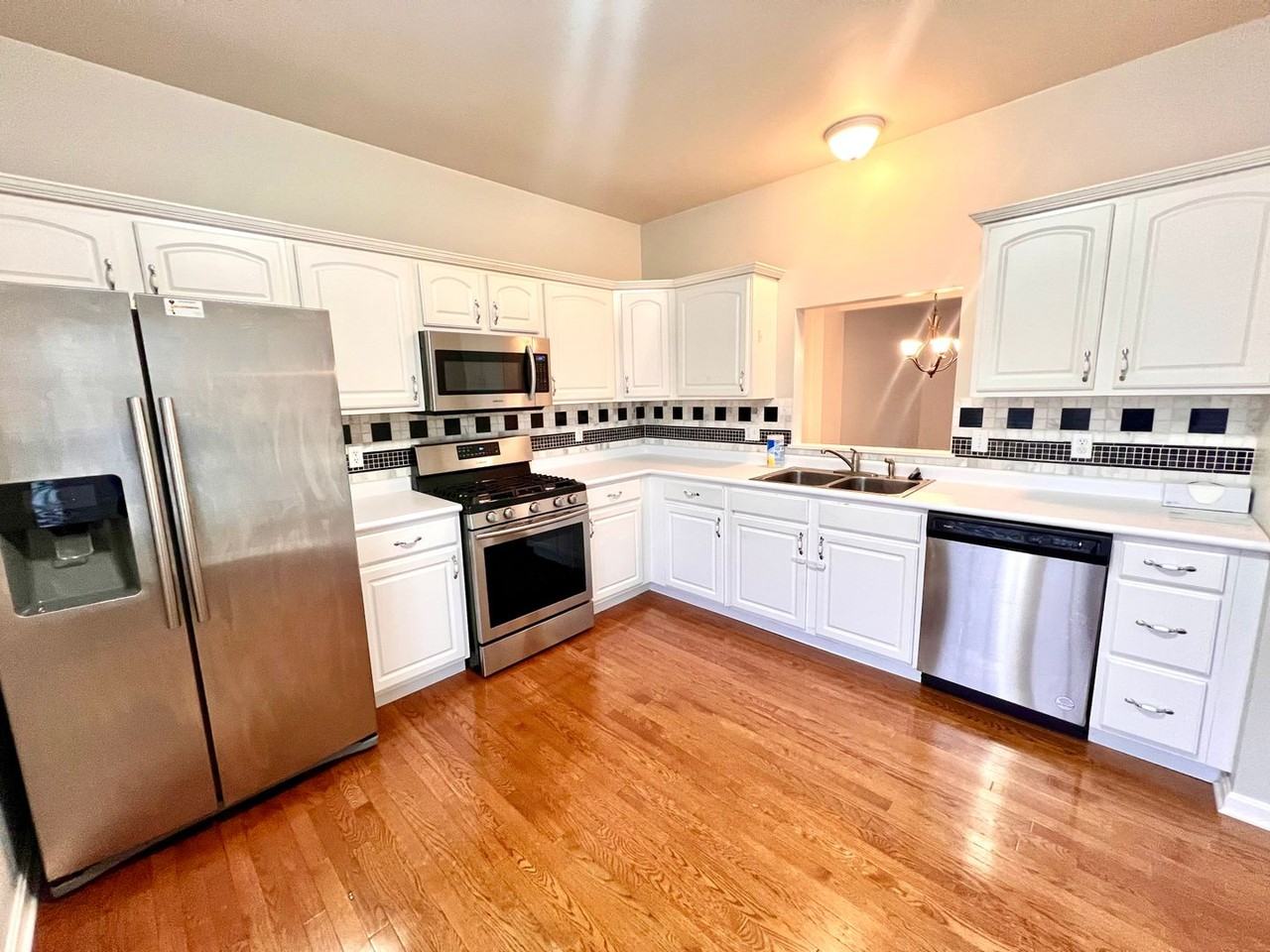 108 Woodcrest Dr - Photo 6 of 36