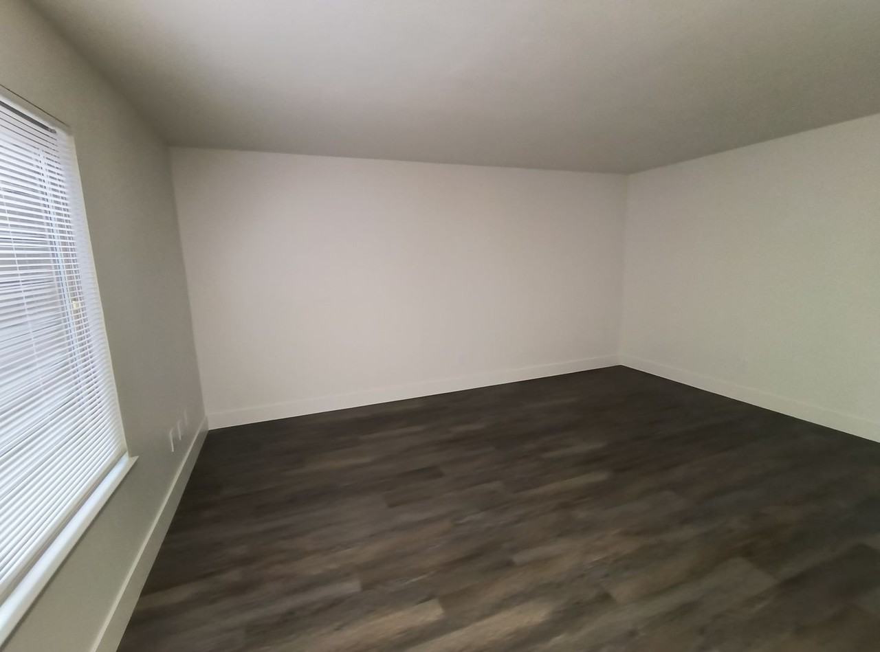 3524 Larchmont Square Ln - Photo 5 of 17