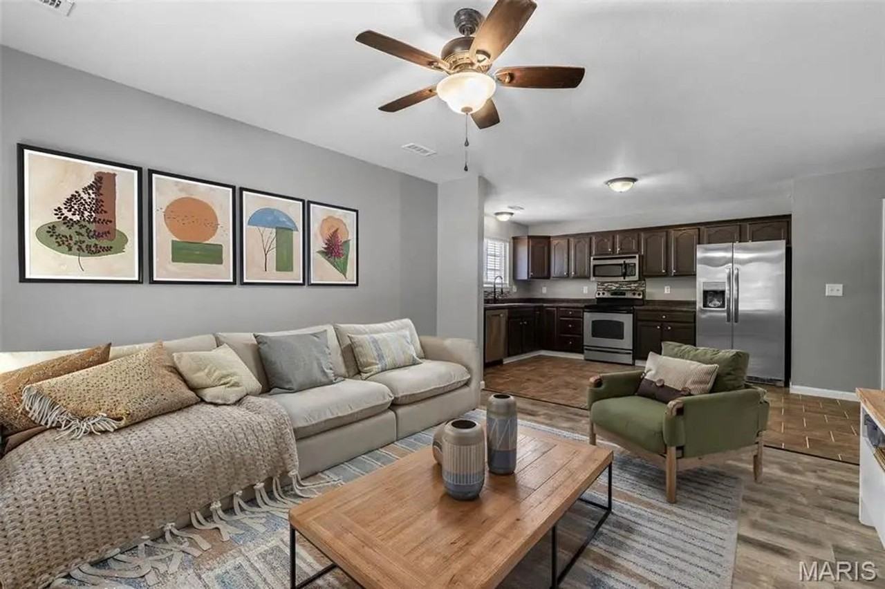 1835 Woodland Trl - Photo 4 of 32