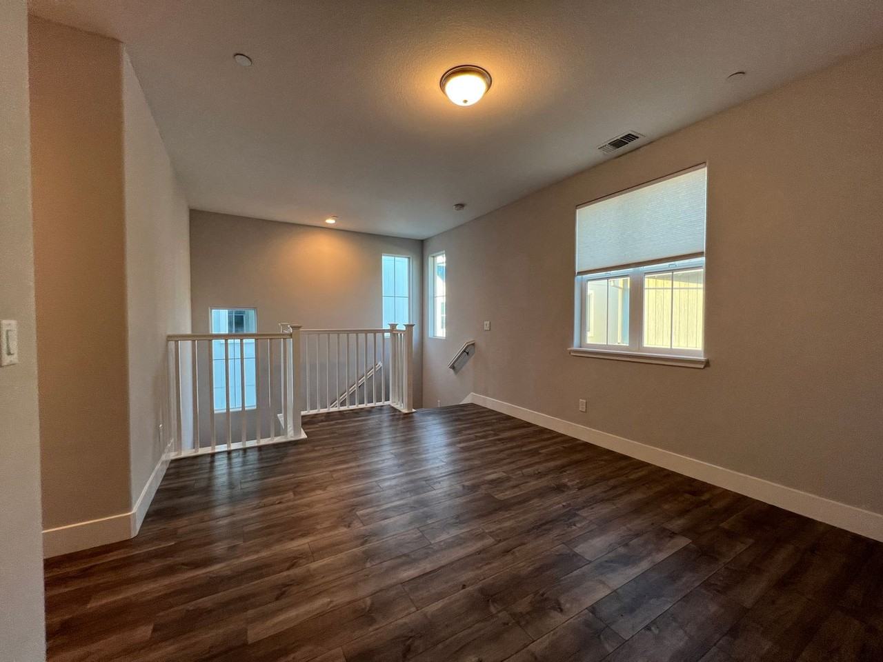 713 Silo St - Photo 5 of 15