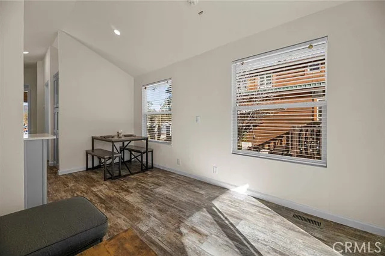 547 Alden Rd - Photo 5 of 14