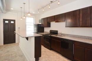 3385 Parkview Ave - Photo 1 of 1