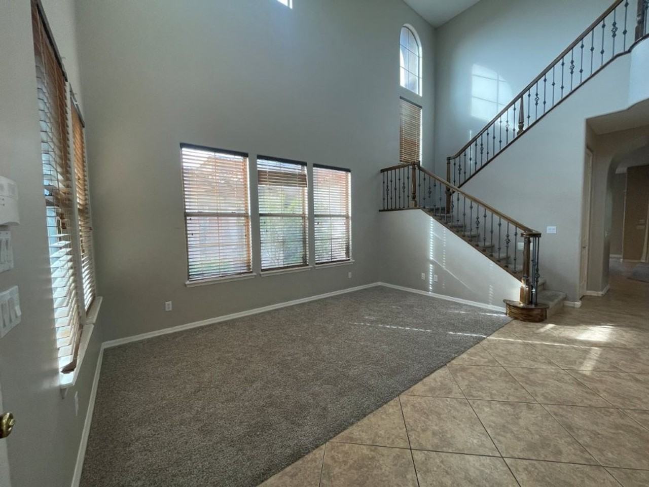 18268 N 92nd St - Photo 4 of 29