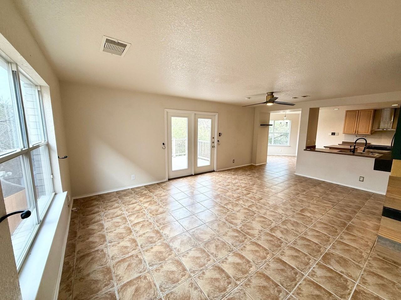 10611 Medio Crk - Photo 6 of 33