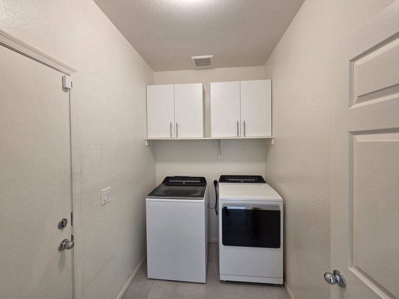 17552 W Country Club Ter - Photo 5 of 24