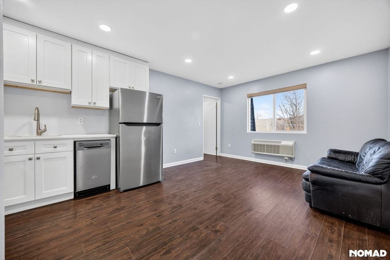 9 Vreeland Ave - Photo 3 of 24