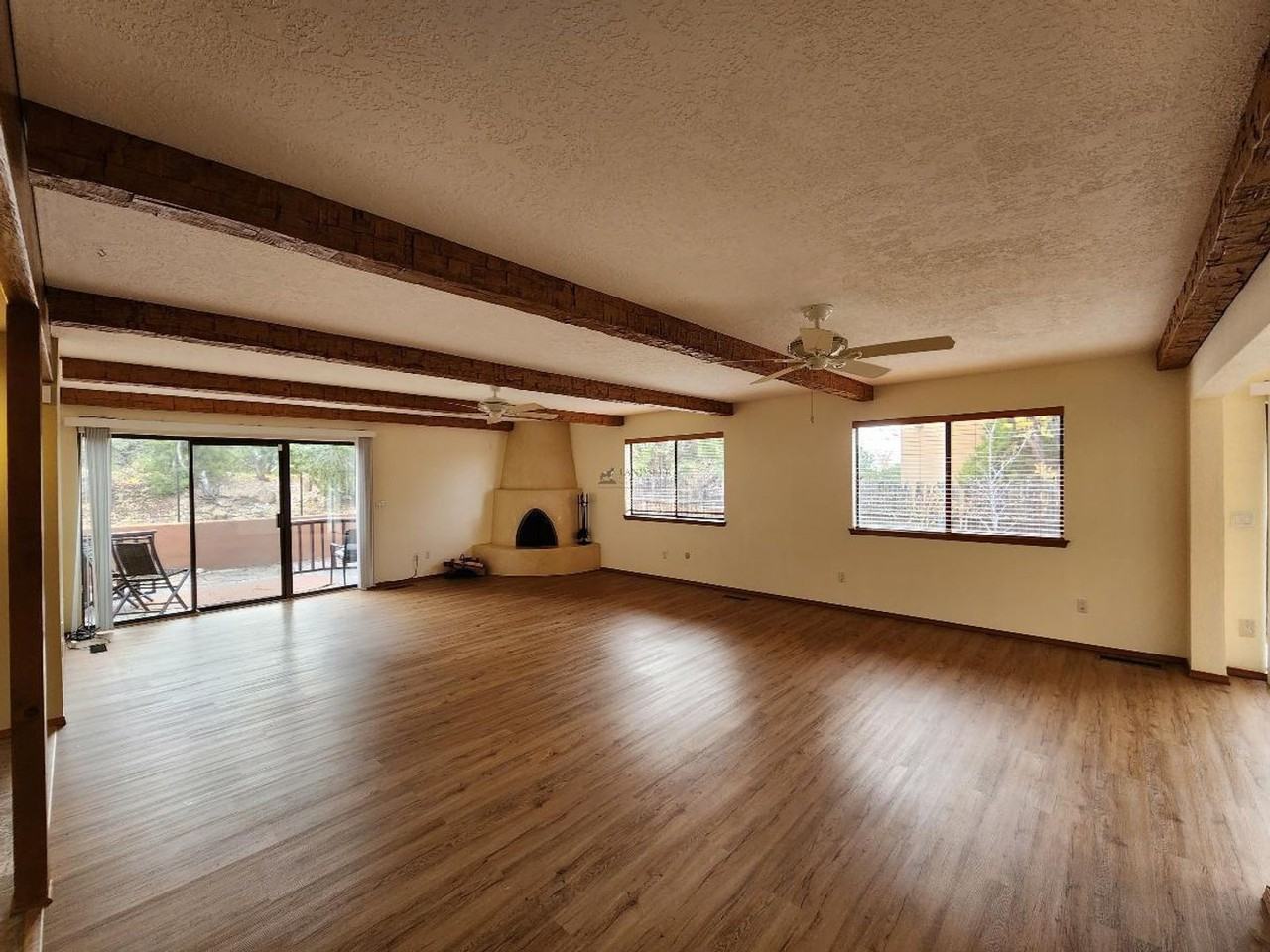 246 Loma Entrada - Photo 6 of 23