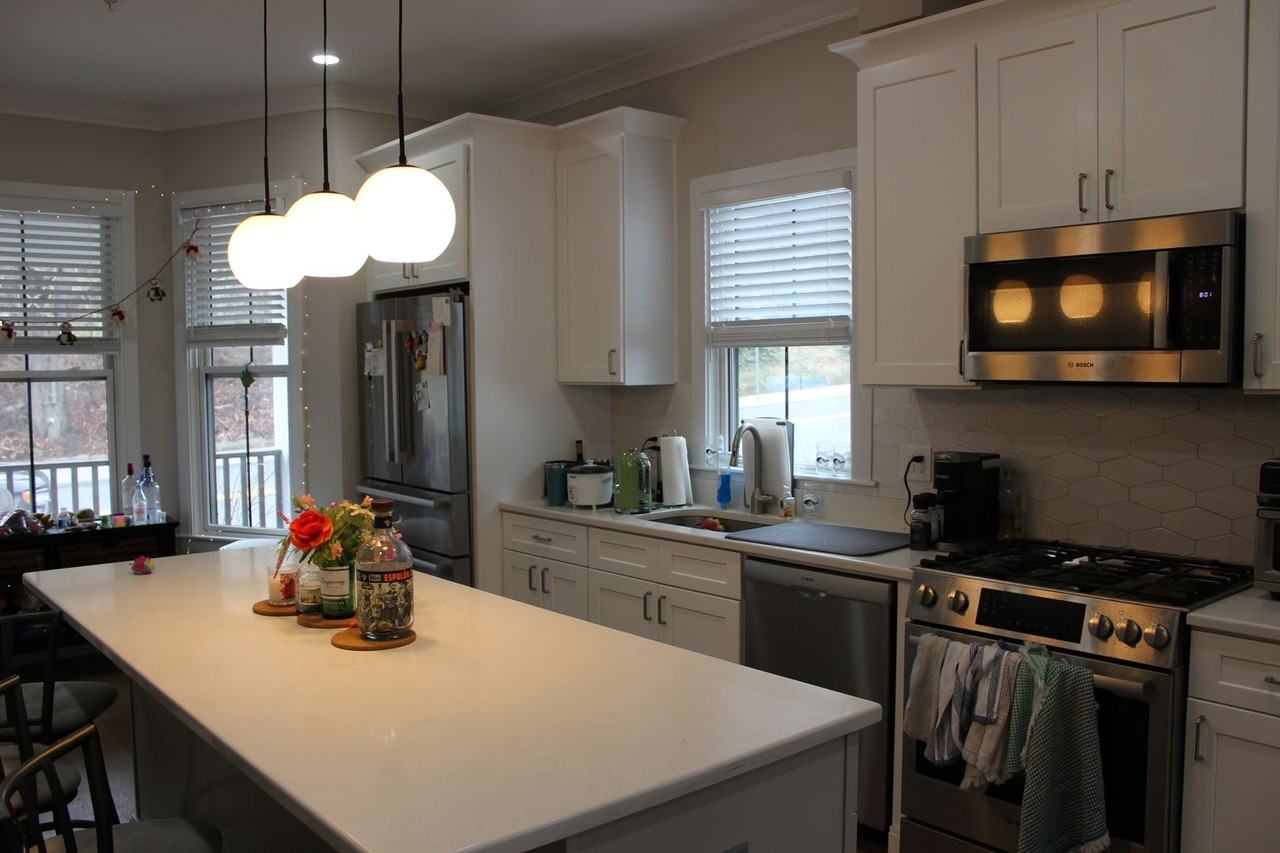 151 Foster St - Photo 7 of 16