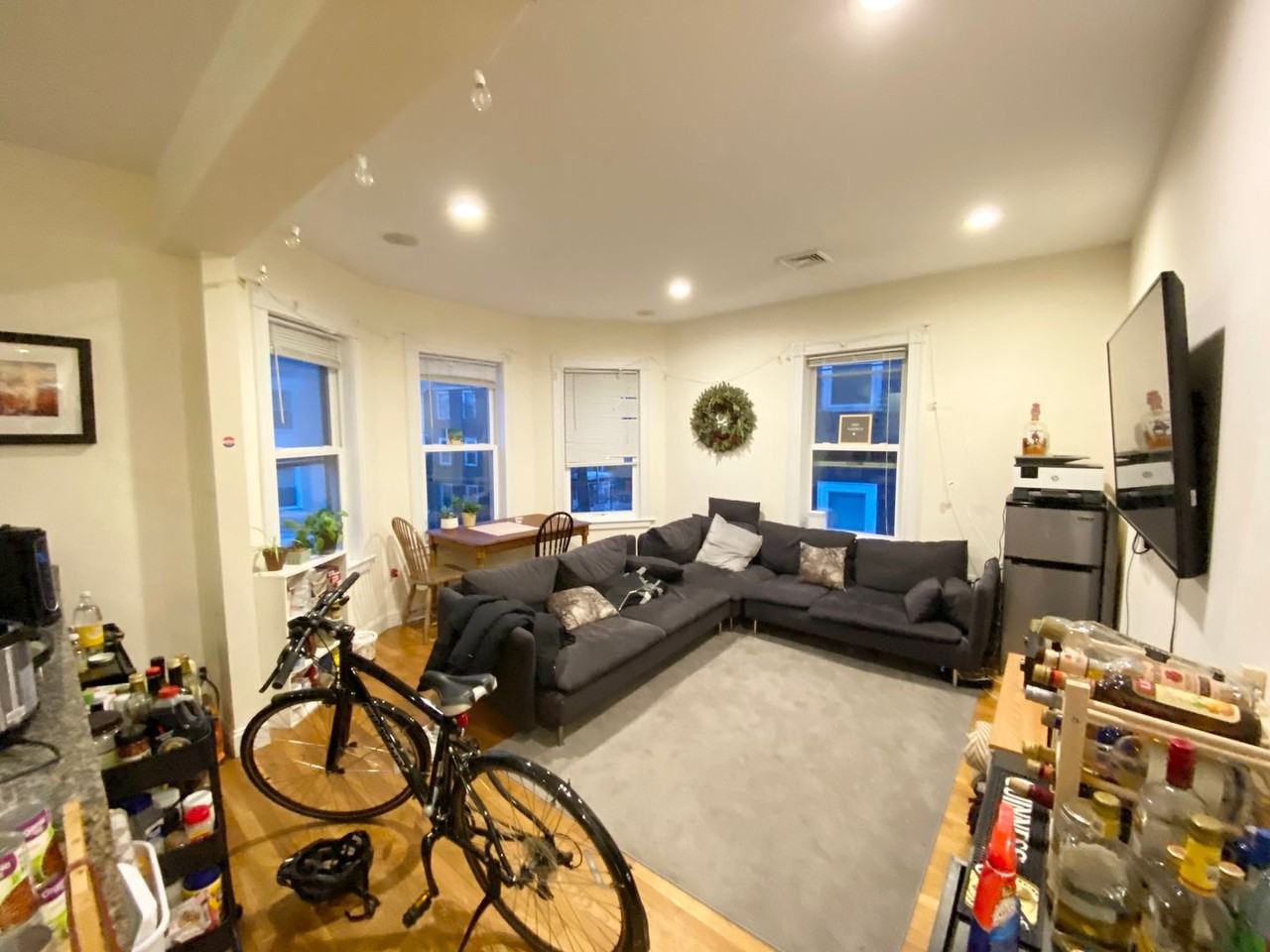 7 Oswald St - Photo 2 of 12