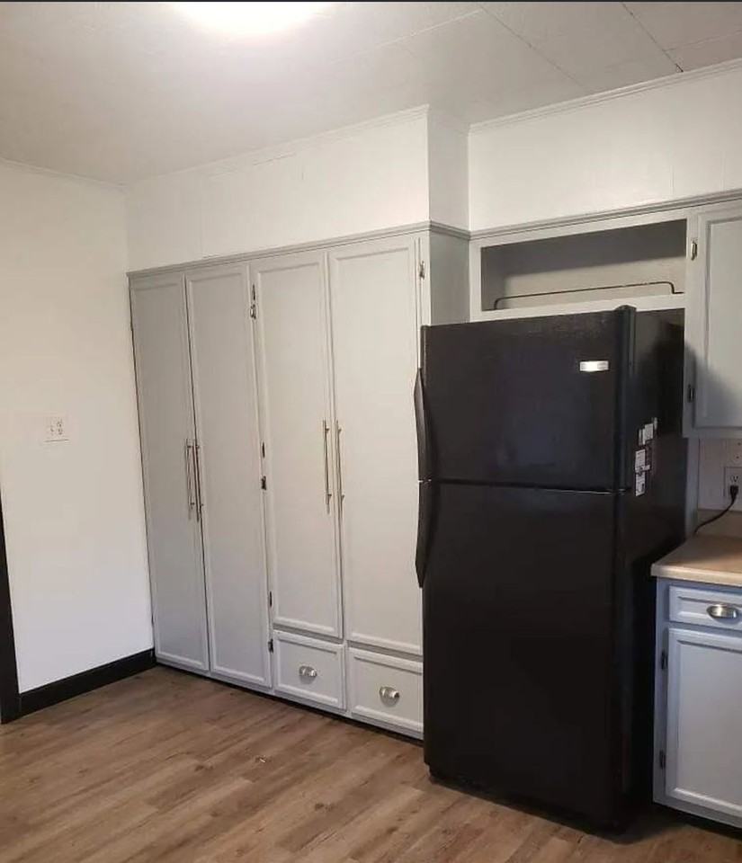 17 S Walnut St - Photo 3 of 24