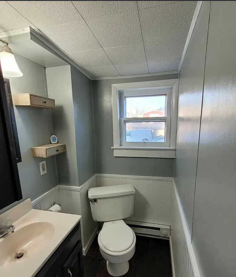 17 S Walnut St - Photo 7 of 24