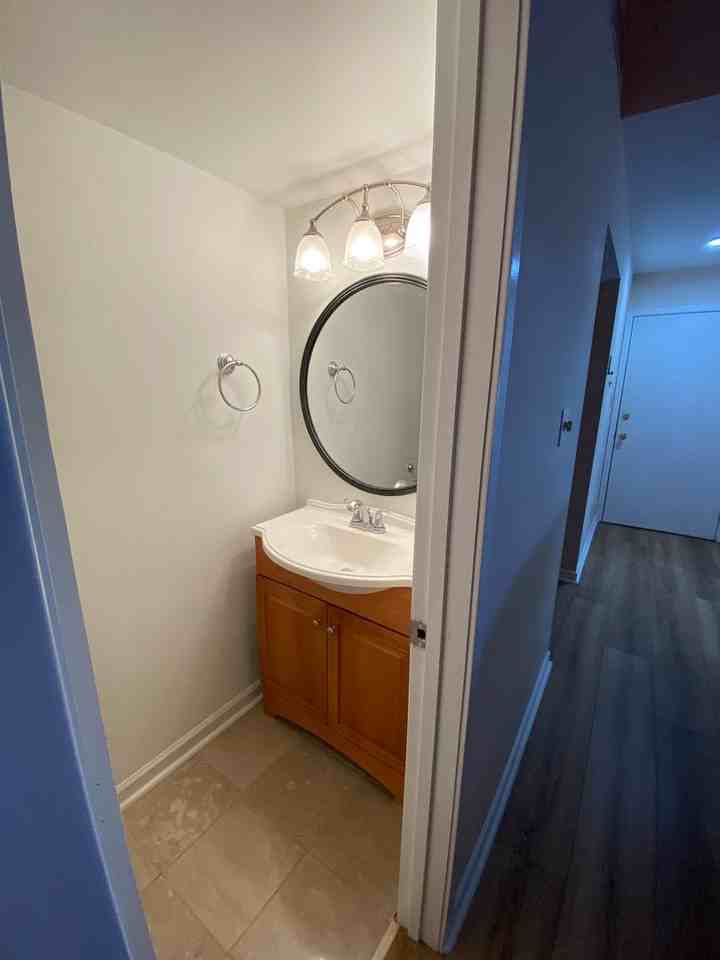 1310 Harbourside Dr - Photo 3 of 20