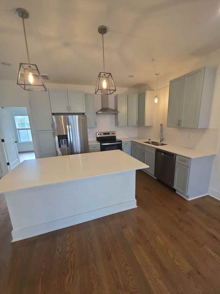 153 Allison Way - Photo 2 of 13