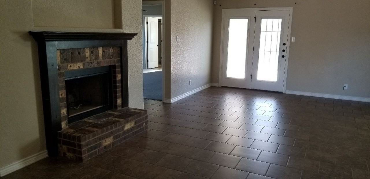 3800 Anvil Range Rd - Photo 3 of 17