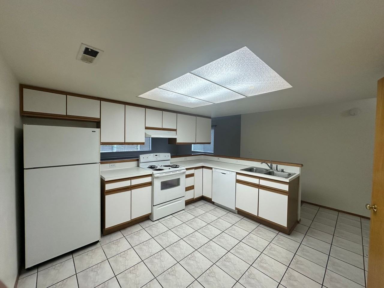 2506 Claudia Ct - Photo 2 of 11