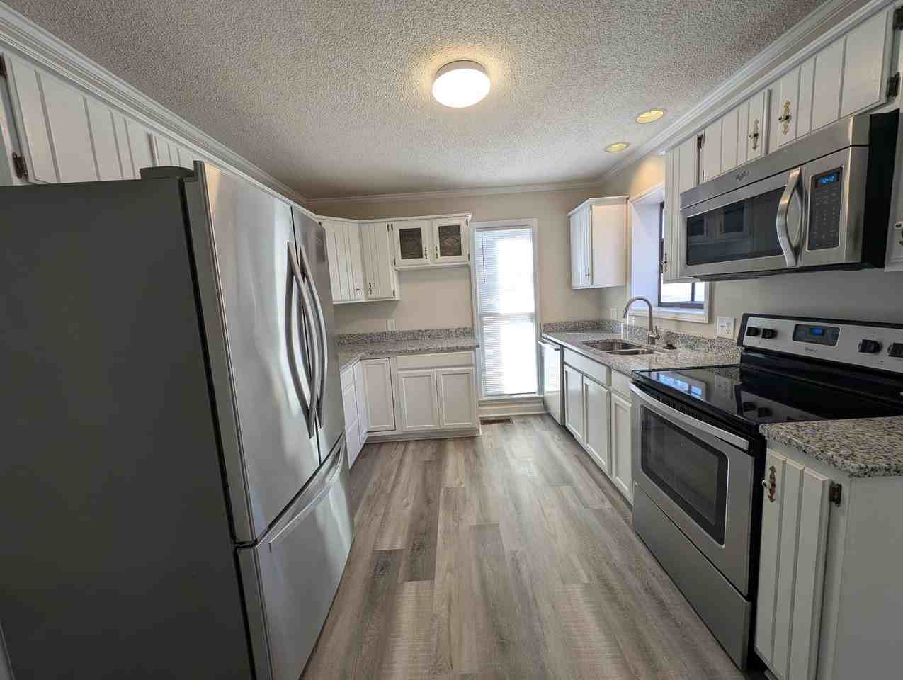 6016 Corkstone Dr - Photo 2 of 38