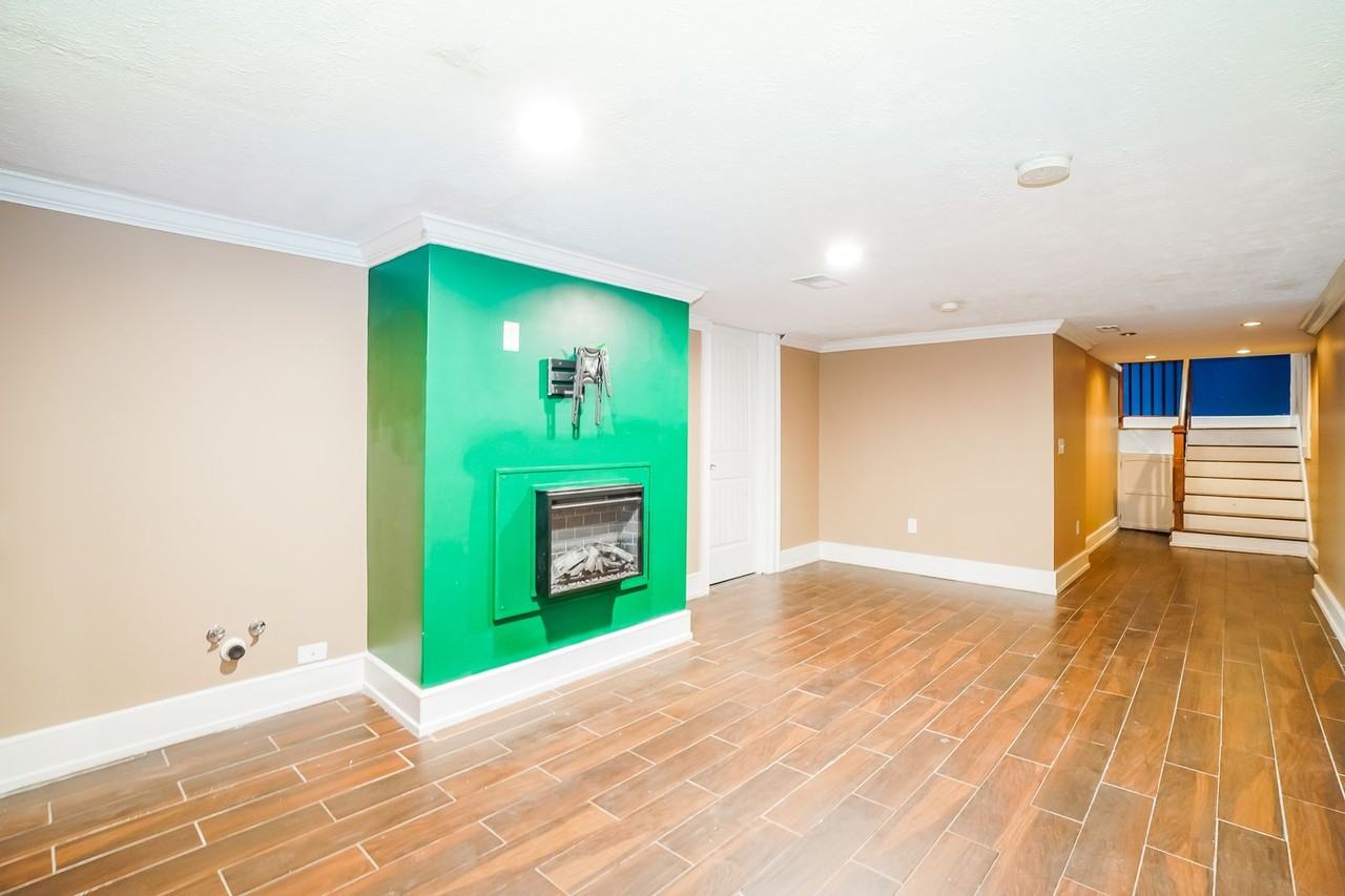 487 W Johnstown Rd - Photo 6 of 20